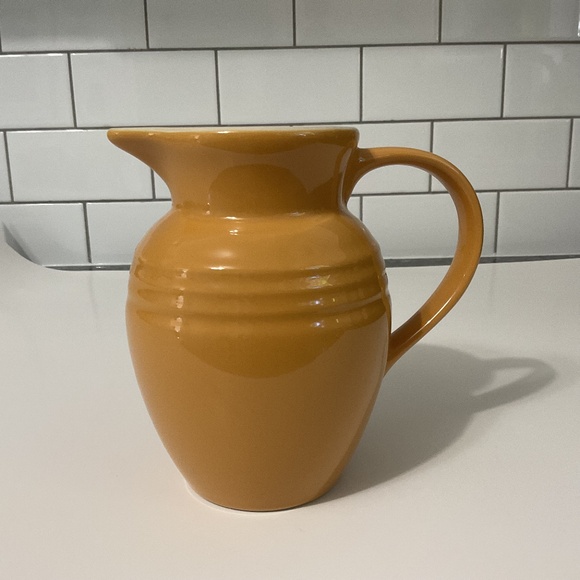 Original Le Creuset Stoneware Tan Colour Pitcher Jug - Picture 1 of 7